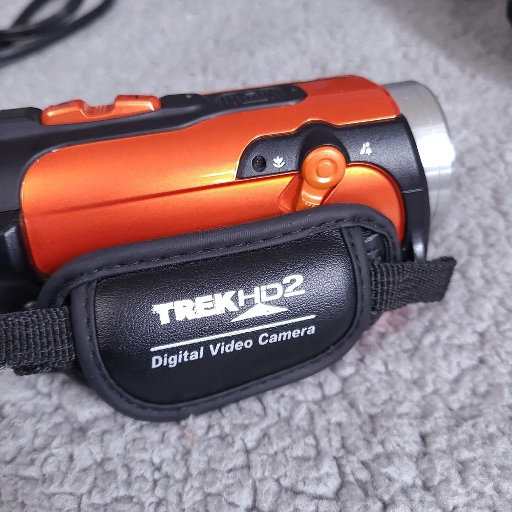 Coleman CVW16HD Camcorder 1080p Video TrekHD Waterproof Digital‎ Camera 16MP